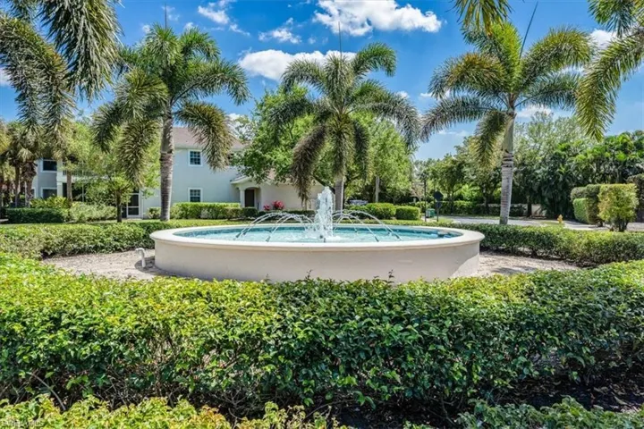12819  Carrington  CIR, Naples, FL 34105