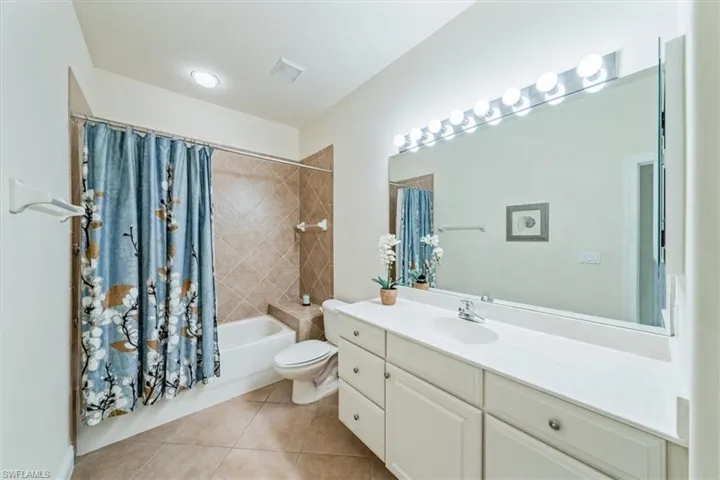 12819  Carrington  CIR, Naples, FL 34105
