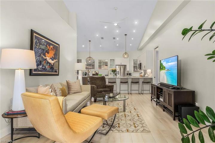 1319  Egrets  LNDG, Naples, FL 34108