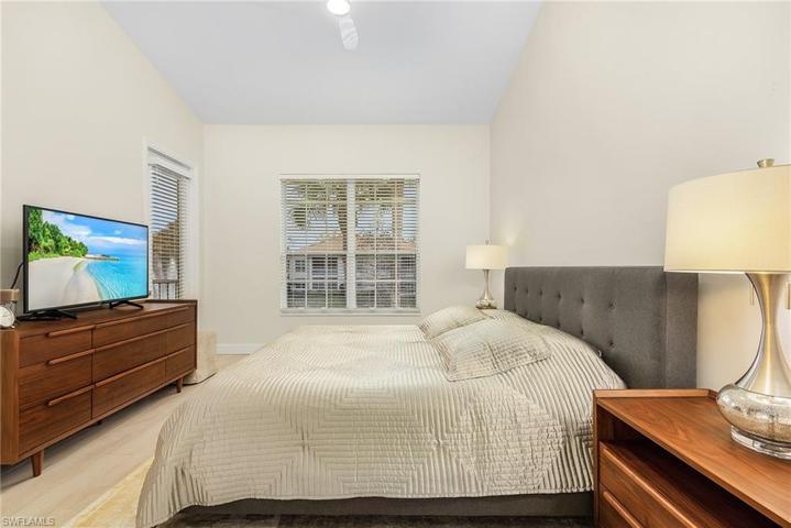 1319  Egrets  LNDG, Naples, FL 34108