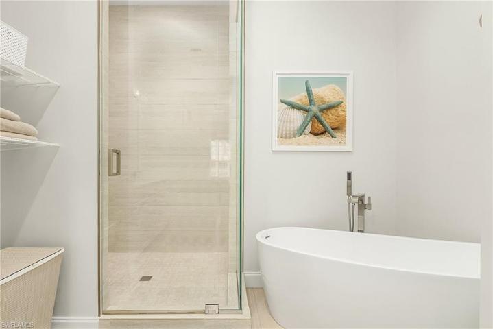 1319  Egrets  LNDG, Naples, FL 34108