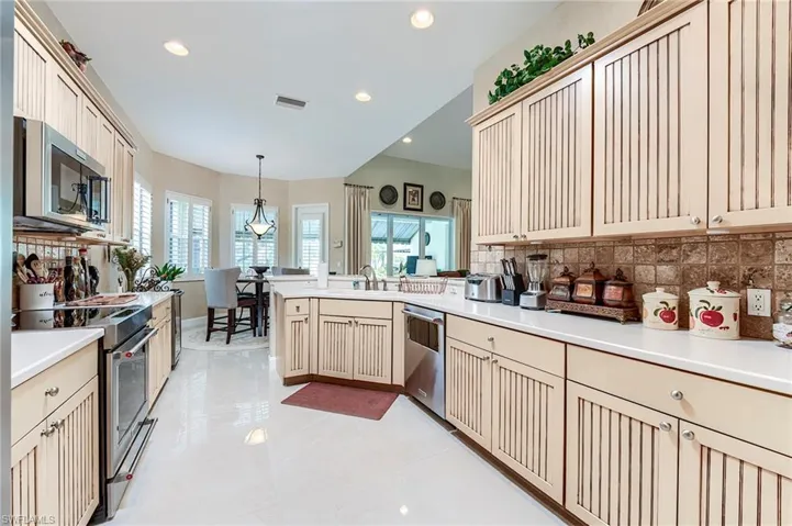 3181  Bramble Cove  CT, Fort Myers, FL 33905