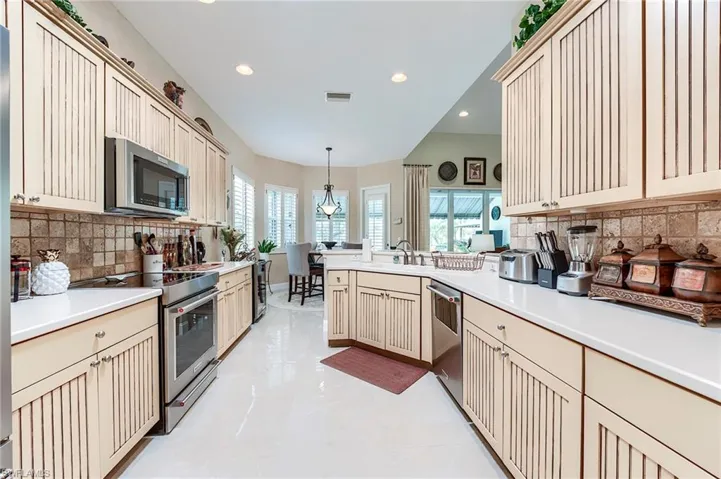 3181  Bramble Cove  CT, Fort Myers, FL 33905