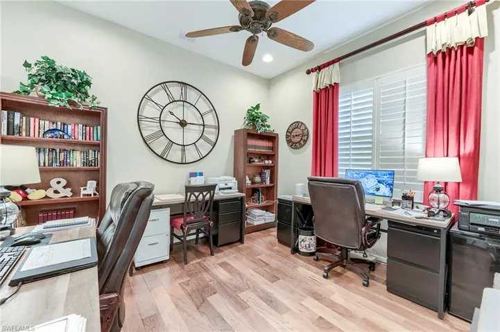 Guest Bedroom #2/Office