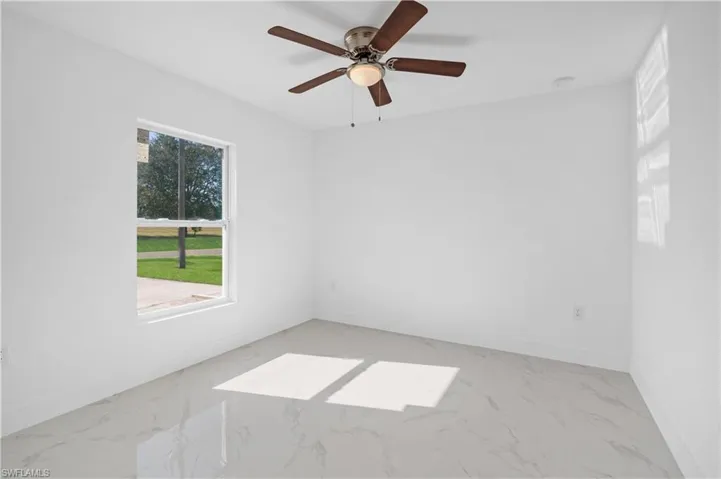 2700  31st SW ST, Lehigh Acres, FL 33976