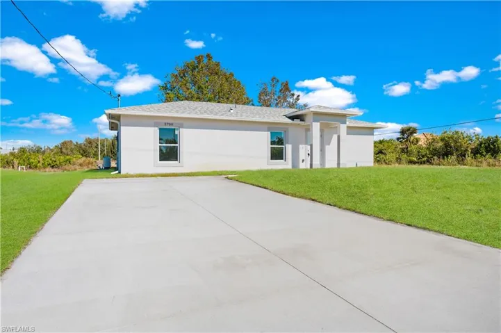 2700  31st SW ST, Lehigh Acres, FL 33976