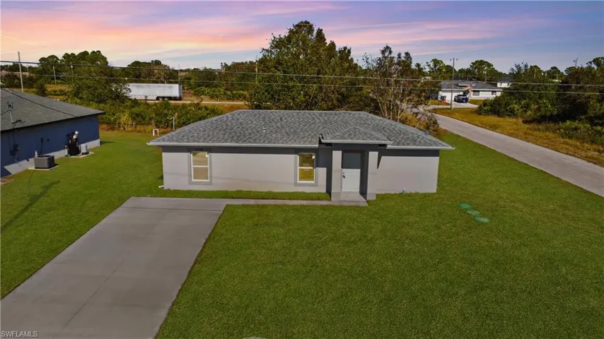 2700  31st SW ST, Lehigh Acres, FL 33976
