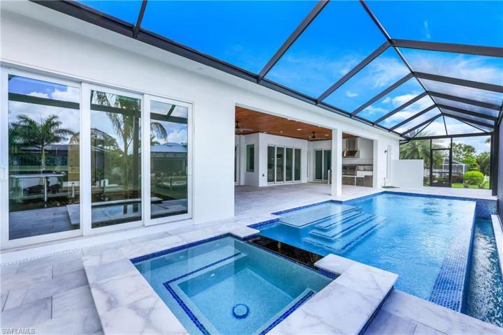 5311 Mayfair CT, CAPE CORAL FL 33904