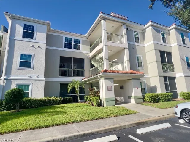 23520 Walden Center Dr 308, Estero, Florida 34134