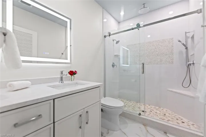 Guest Bathroom 2