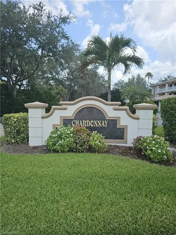 6025  Chardonnay  LN, Naples, FL 34119
