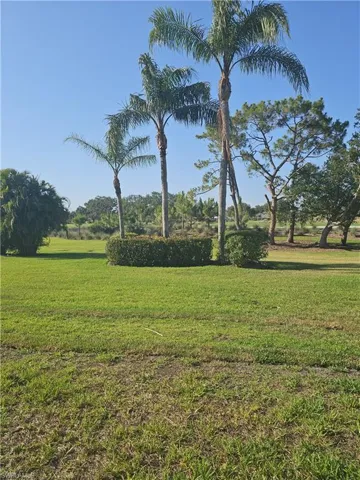 6025  Chardonnay  LN, Naples, FL 34119