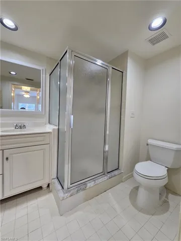 6025  Chardonnay  LN, Naples, FL 34119