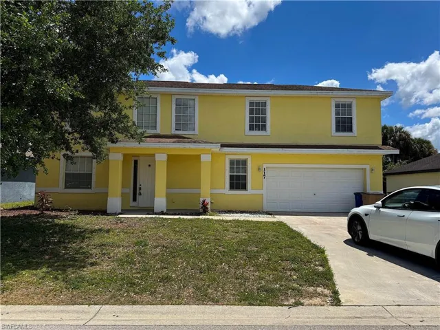 117 Shadow Lakes Dr, Lehigh Acres, Florida 33974
