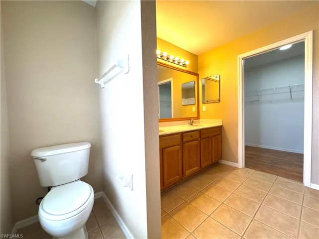 117 Shadow Lakes Dr, Lehigh Acres, Florida 33974