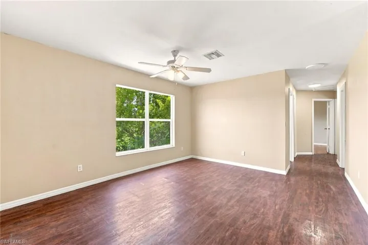 117 Shadow Lakes Dr, Lehigh Acres, Florida 33974
