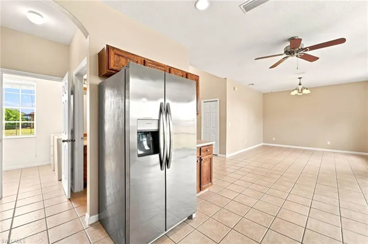 117 Shadow Lakes Dr, Lehigh Acres, Florida 33974