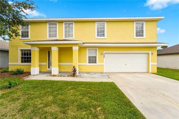 117 Shadow Lakes Dr, Lehigh Acres, Florida 33974