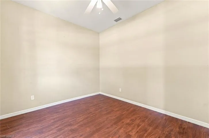 117 Shadow Lakes Dr, Lehigh Acres, Florida 33974