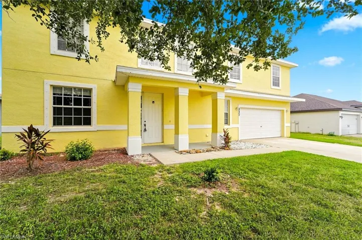 117 Shadow Lakes Dr, Lehigh Acres, Florida 33974