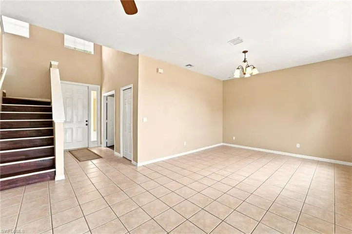 117 Shadow Lakes Dr, Lehigh Acres, Florida 33974