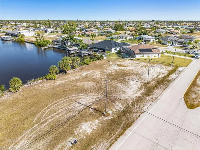 4011 Gulfstream Pkwy, Cape Coral, Florida 33993