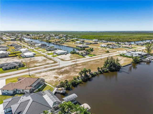 4011 Gulfstream Pkwy, Cape Coral, Florida 33993