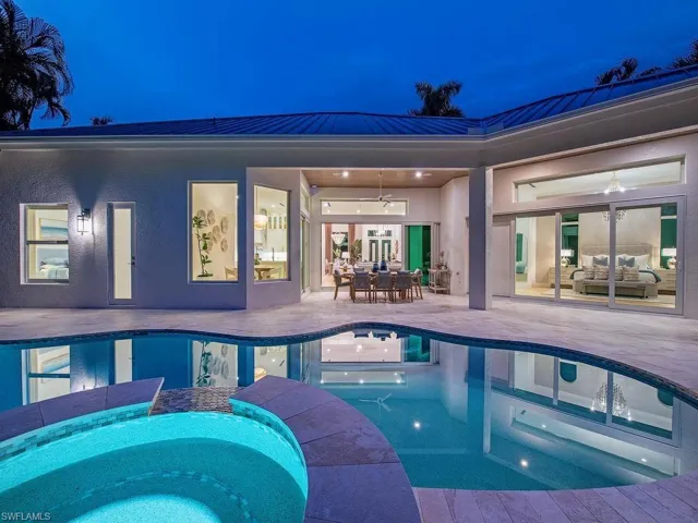 2363 Crayton Rd, Naples, Florida 34103
