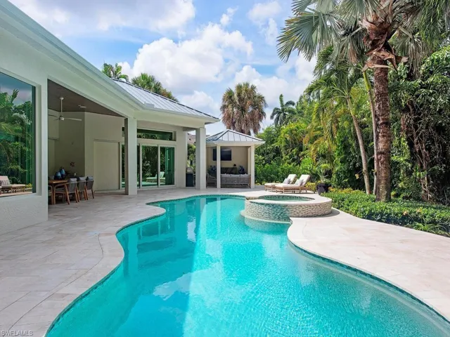 2363 Crayton Rd, Naples, Florida 34103