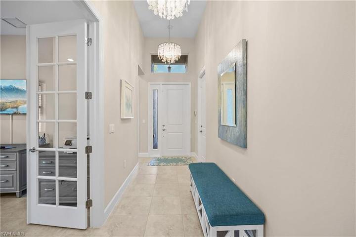 11465 Jacaranda DR, NAPLES FL 34120