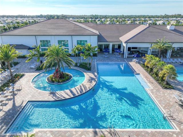 11465 Jacaranda DR, NAPLES FL 34120