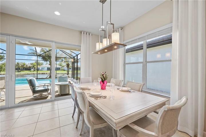 11465 Jacaranda DR, NAPLES FL 34120