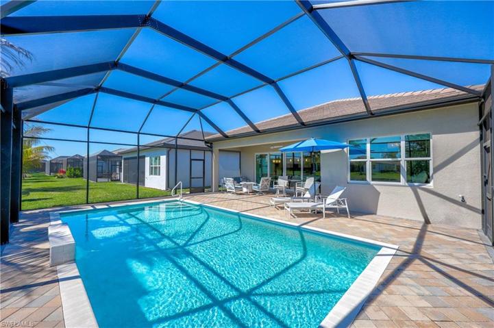 11465 Jacaranda DR, NAPLES FL 34120