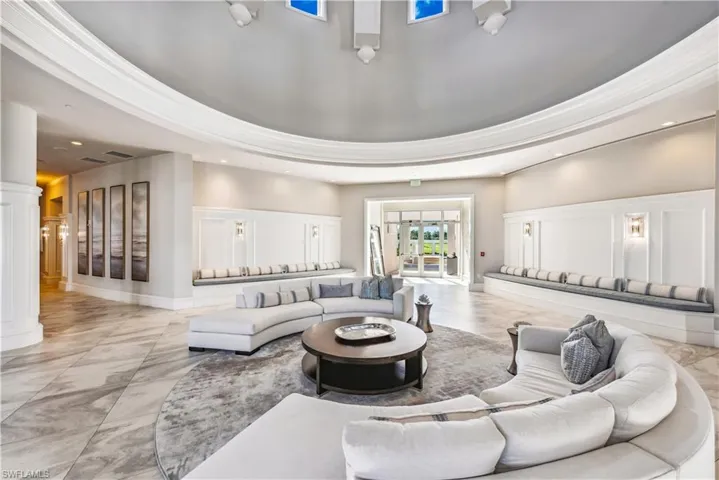 Esperia & SeaglassCommons Area Lobby