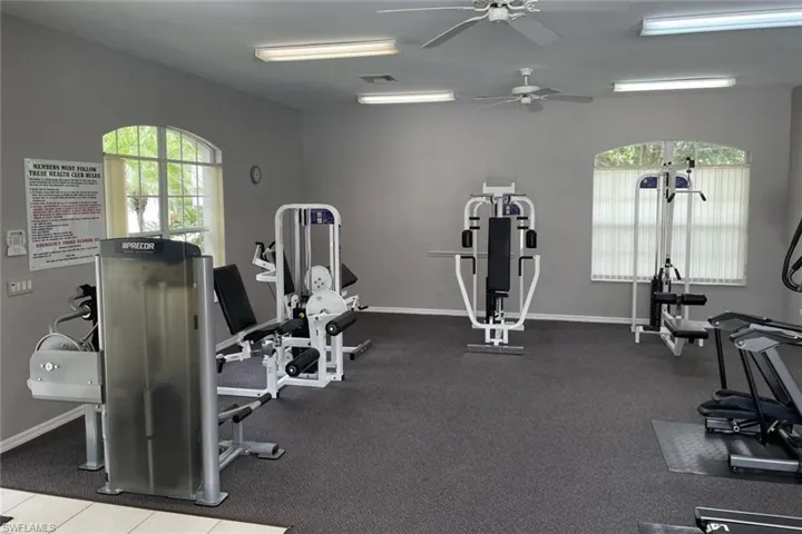 Exercise room with ceiling fan