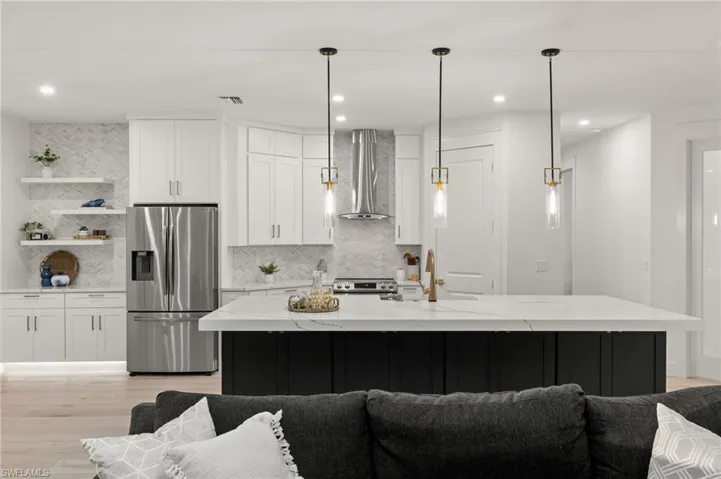 1794 Holiday Ln, Naples, Florida 34104