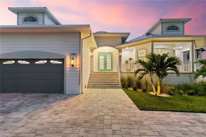 1794 Holiday Ln, Naples, Florida 34104