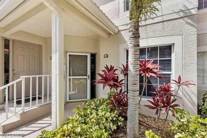 2575 Old Groves Rd # M101, Naples Fl 34109