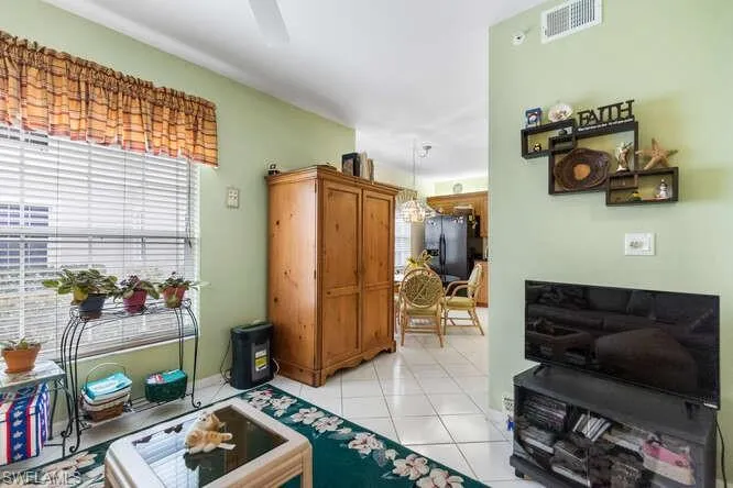 2575 Old Groves Rd # M101, Naples Fl 34109