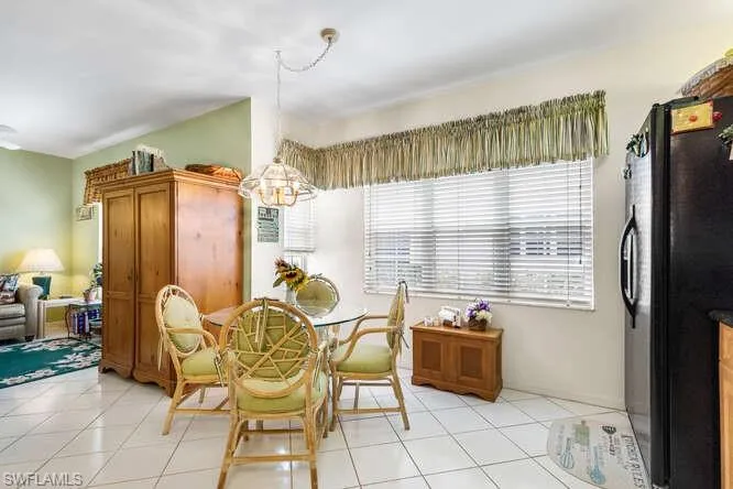 2575 Old Groves Rd # M101, Naples Fl 34109