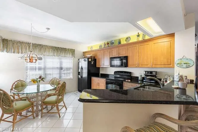 2575 Old Groves Rd # M101, Naples Fl 34109