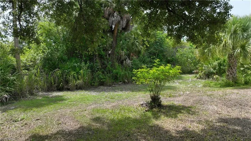 606 Lincoln Ave, Lehigh Acres, Florida 33972