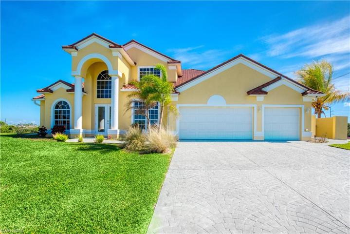 1900 NW 8th LN, CAPE CORAL FL 33993