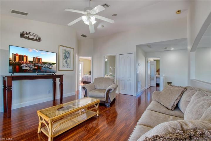 1900 NW 8th LN, CAPE CORAL FL 33993