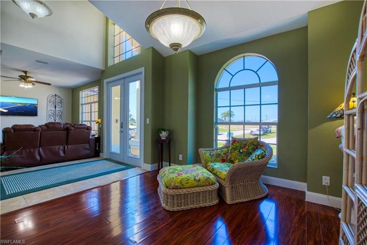 1900 NW 8th LN, CAPE CORAL FL 33993
