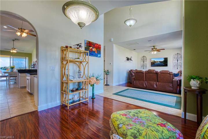 1900 NW 8th LN, CAPE CORAL FL 33993