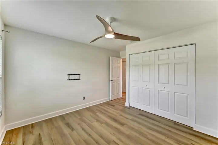 905 Sw 52nd St, Cape Coral, Florida 33914