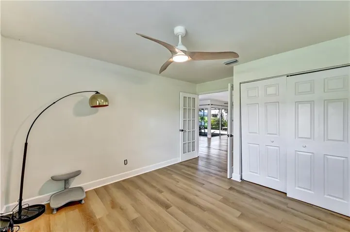 905 Sw 52nd St, Cape Coral, Florida 33914