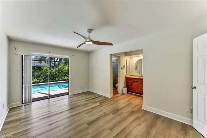 905 Sw 52nd St, Cape Coral, Florida 33914