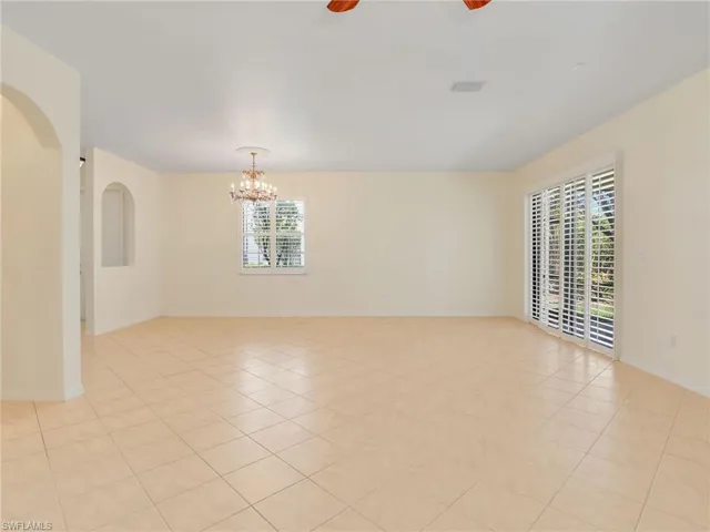 14625  Sutherland  AVE, Naples, FL 34119